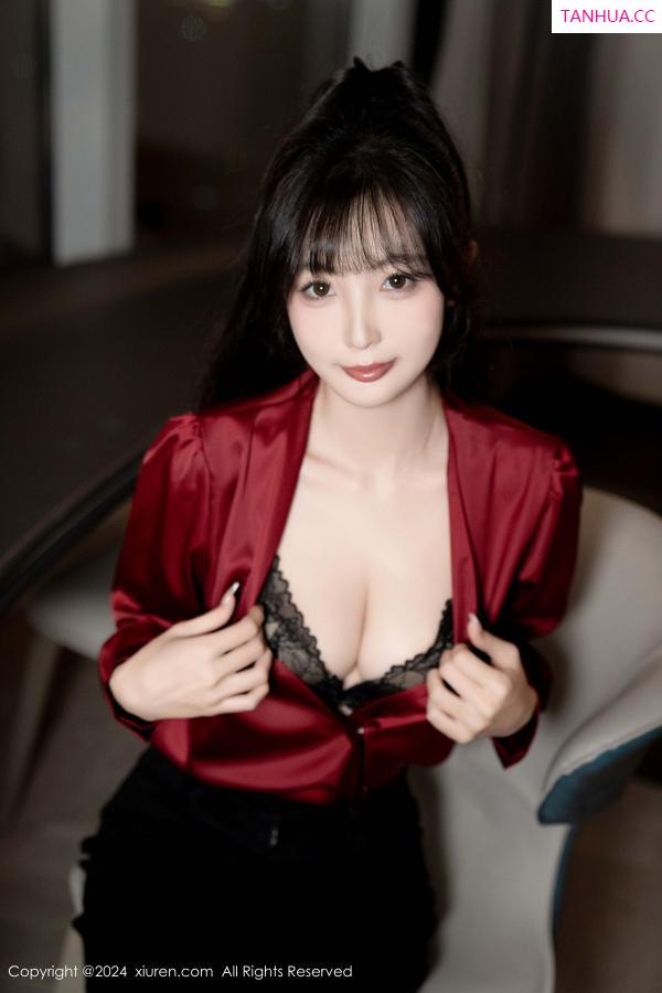 林星阑  [XiuRen]高清写真图 2024.10.16 No.9299 林星阑 黑丝美腿第28张图片